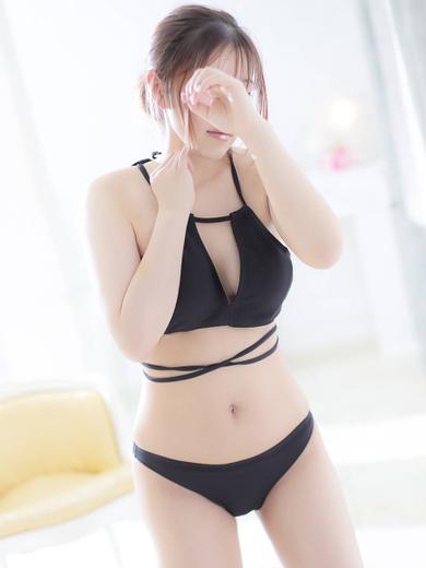 まゆ【エッチな濃厚ご奉仕は必見】